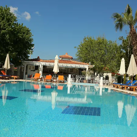 Basar Hotel 3*